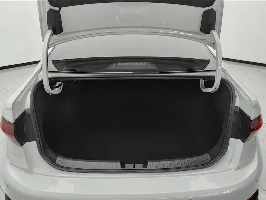 Volkswagen Jetta 2023