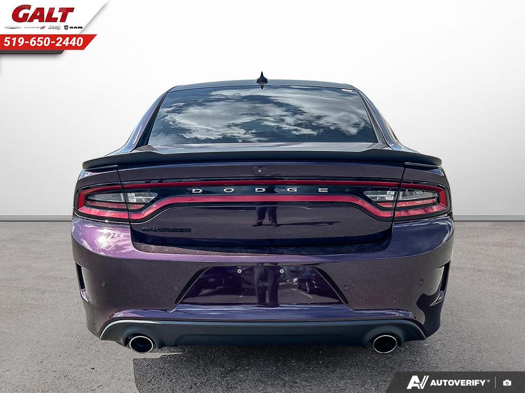 Dodge Charger 2021