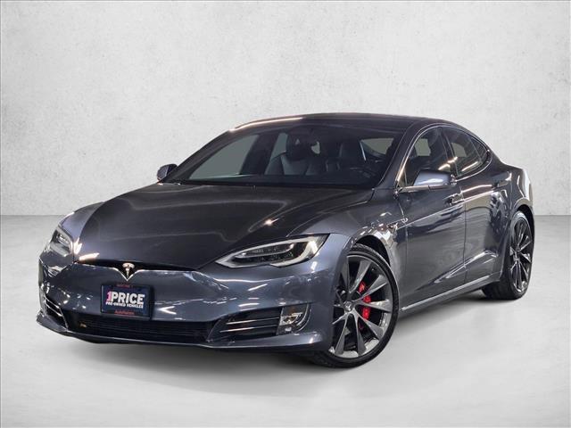 Tesla Model S 2021