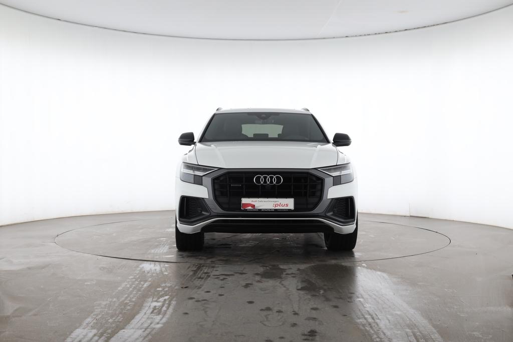 Audi Q8 2021