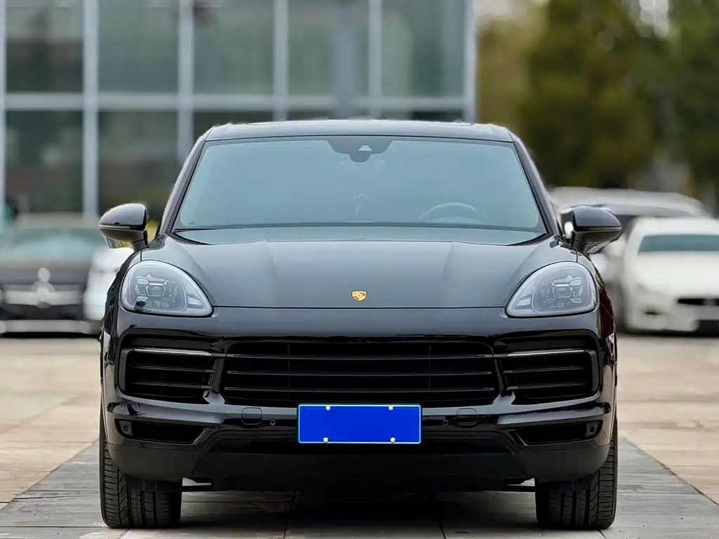 Porsche Cayenne 2022