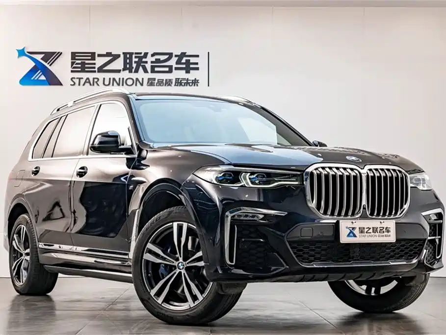 BMW X7 2021