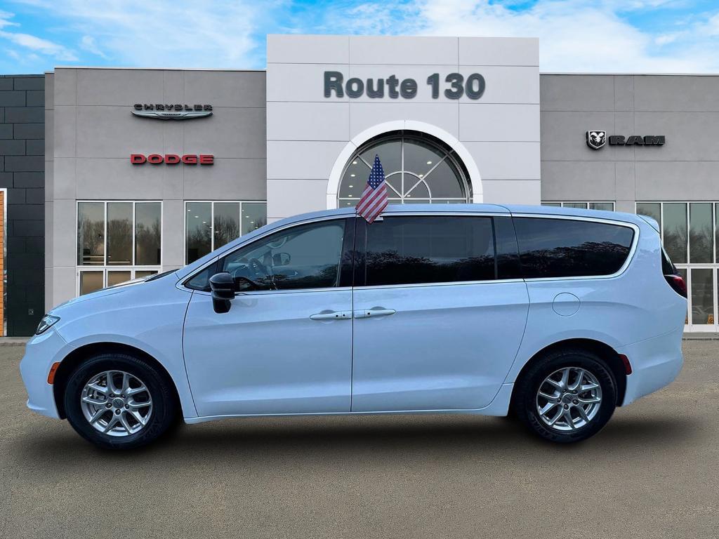 Chrysler Pacifica 2024