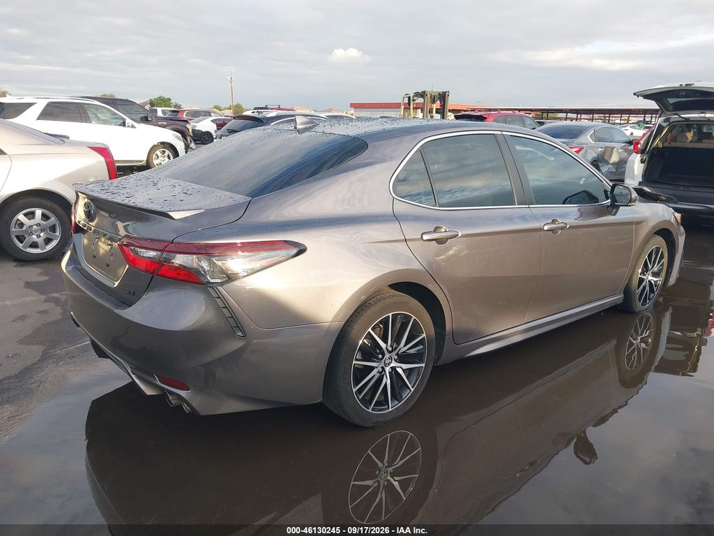 Toyota Camry 2023