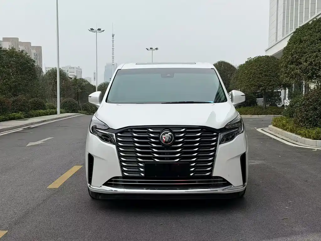 Buick GL8 2023