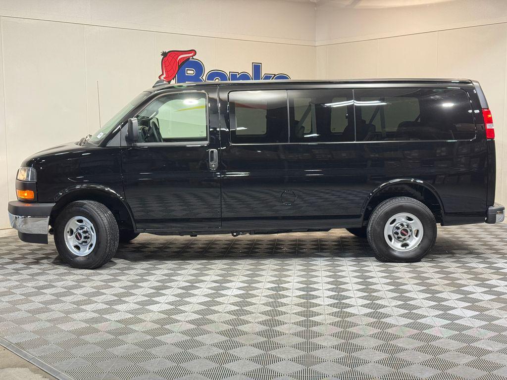 GMC Savana 2025