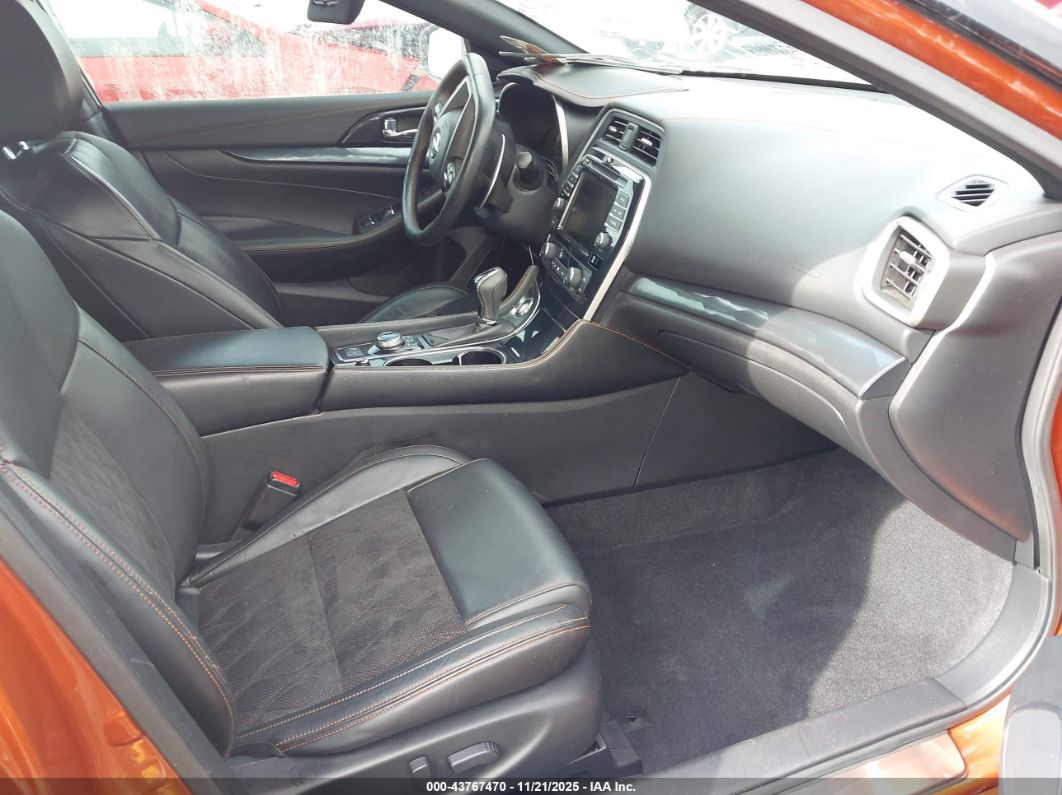 Nissan Maxima 2020