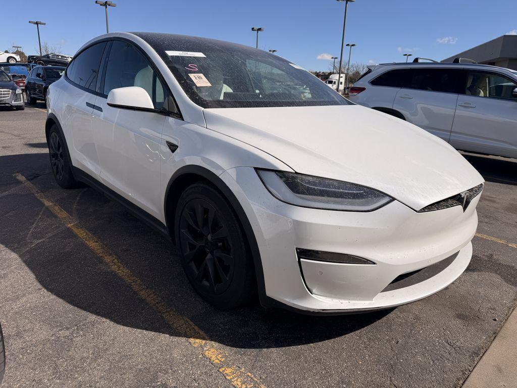 Tesla Model X 2022
