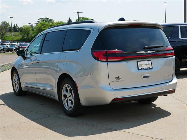 Chrysler Pacifica 2023