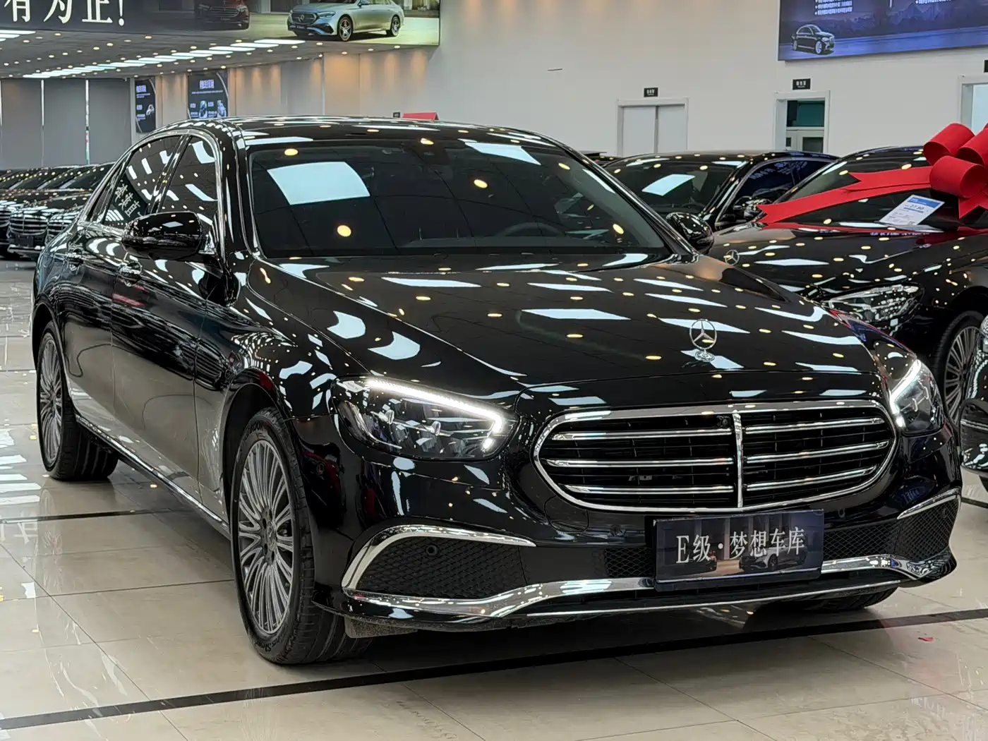Mercedes-Benz E-Класс 2023