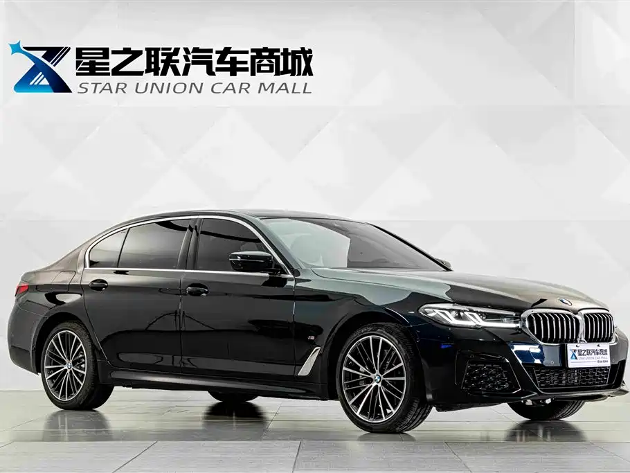 BMW 5 серии 2023