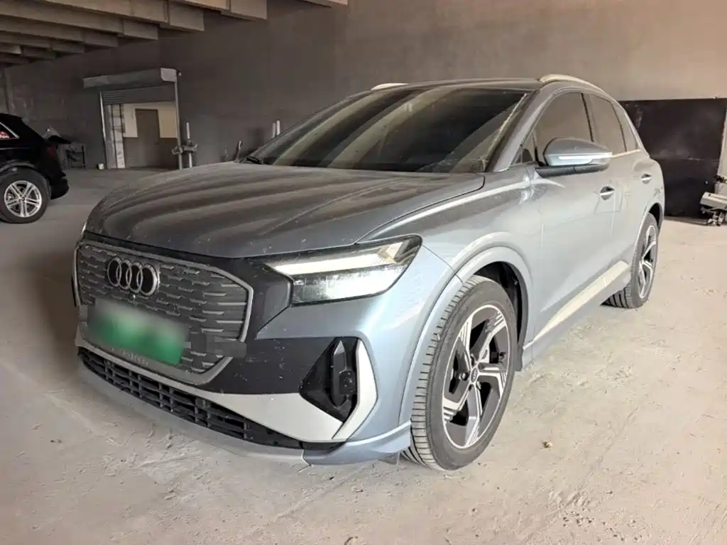 Audi Q4 e-tron 2024
