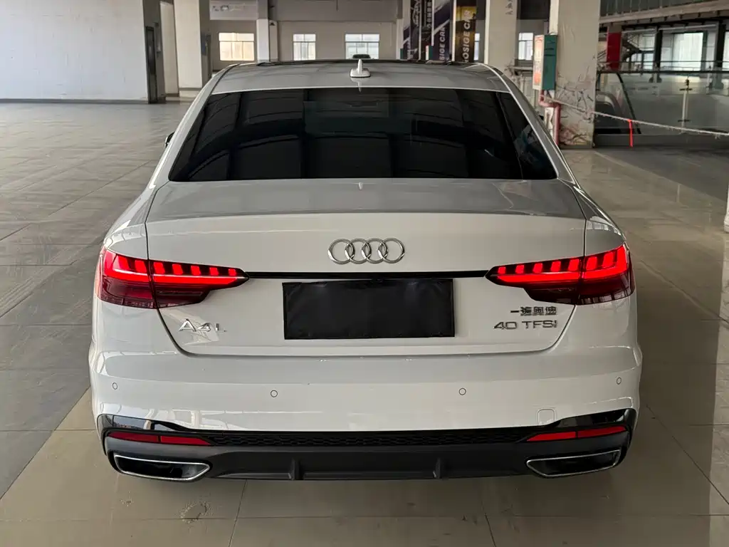 Audi A4 2022