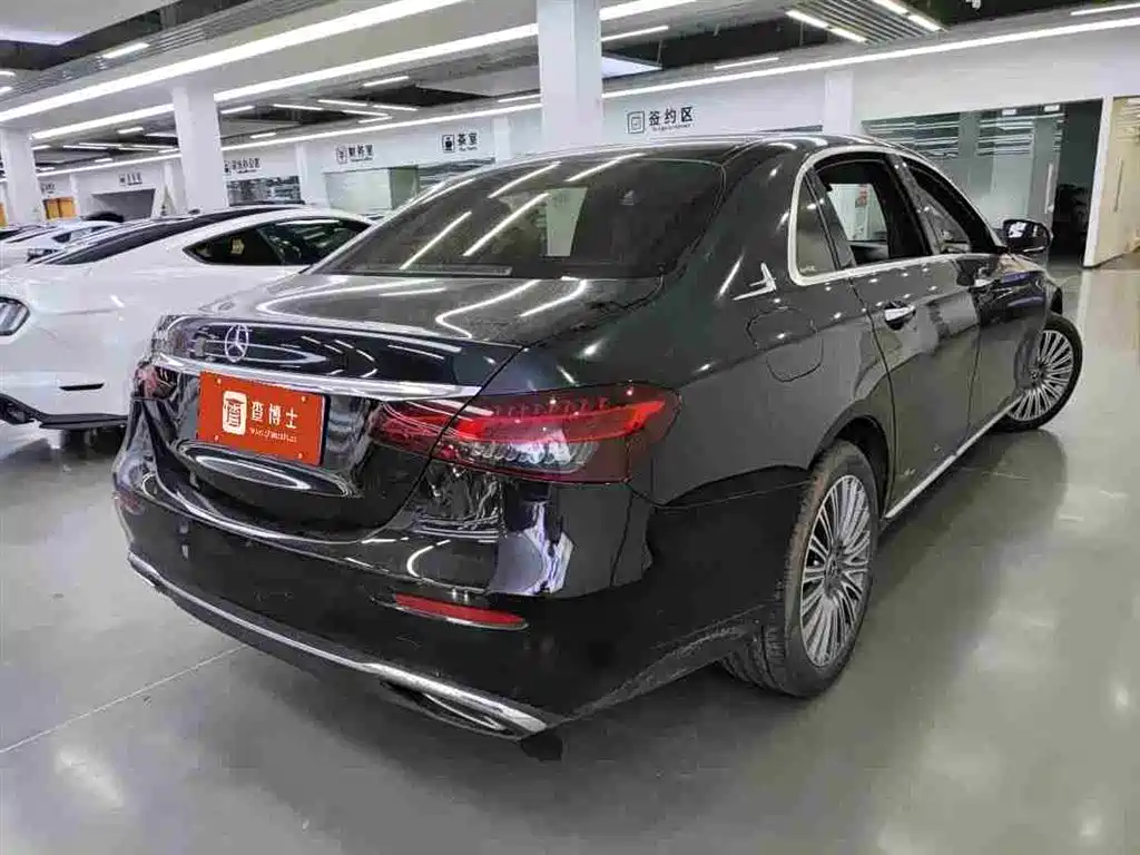 Mercedes-Benz E-Класс 2022