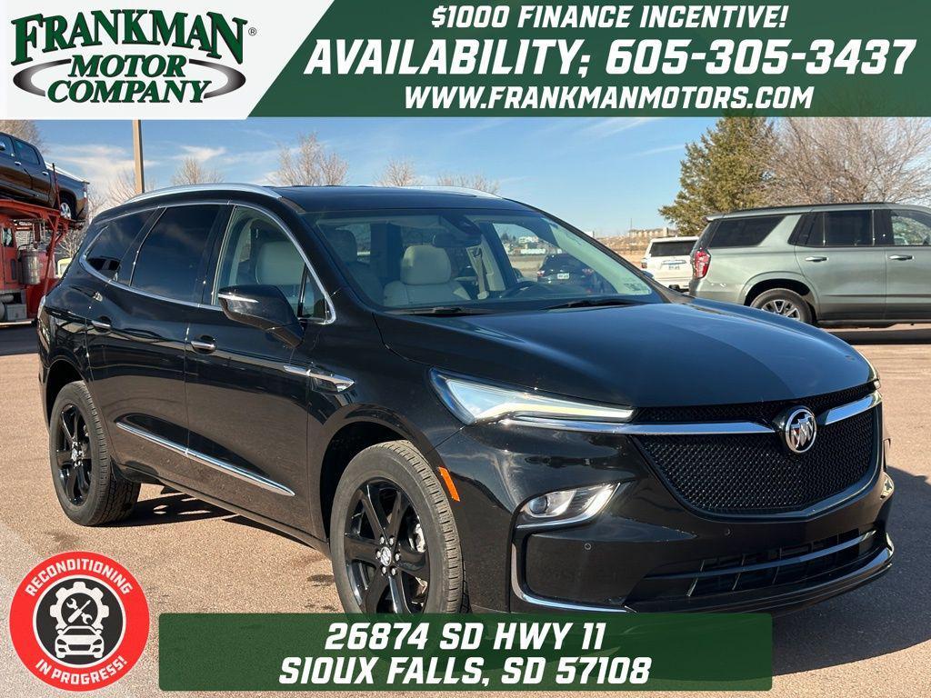 Buick Enclave 2023