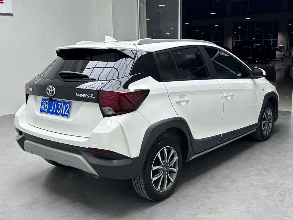 Toyota Yaris 2021