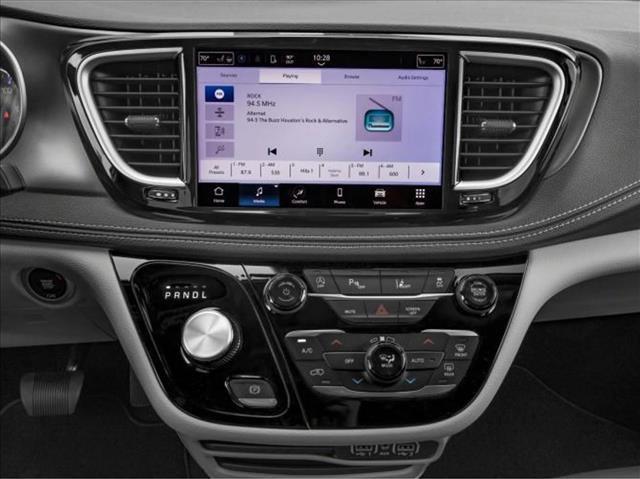 Chrysler Pacifica 2024