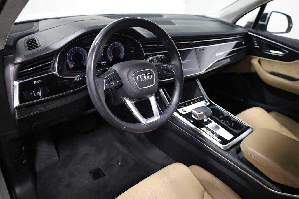 Audi Q7 2021