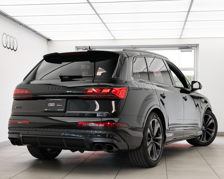 Audi SQ7 2025