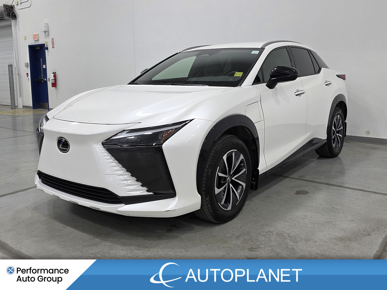 Lexus RZ 2023