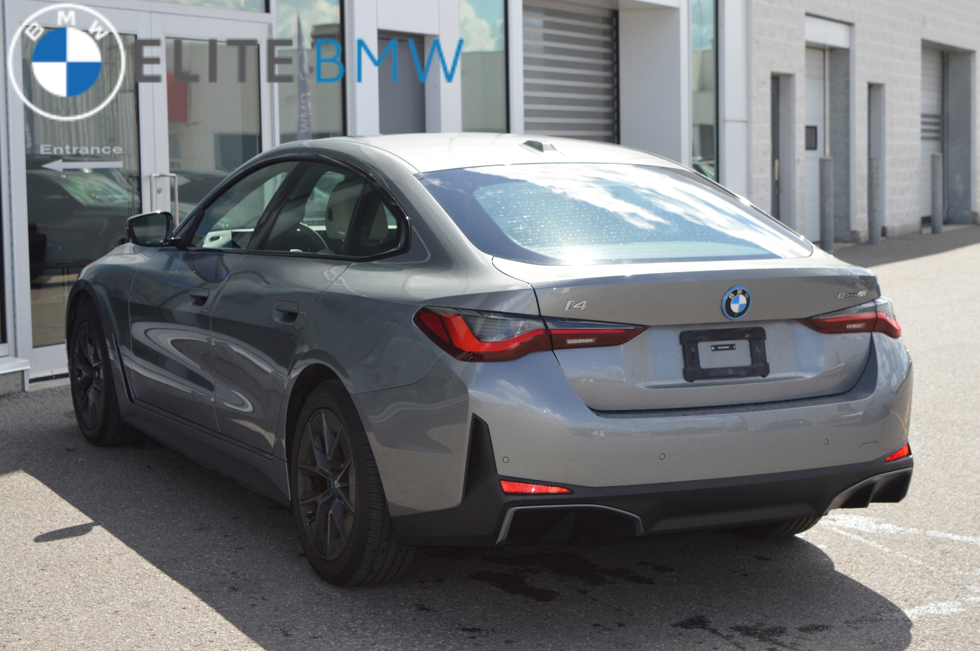 BMW i4 2023