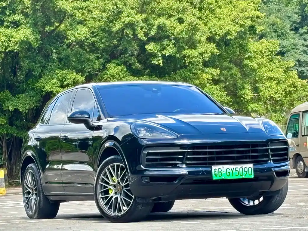 Porsche Cayenne 2023