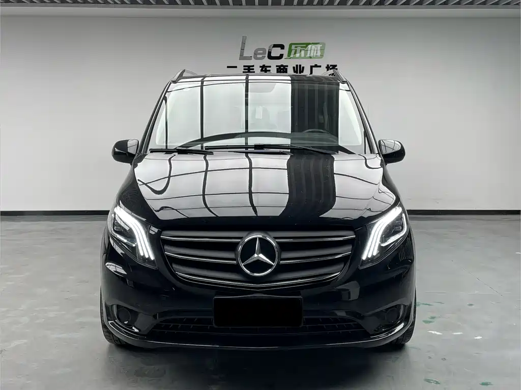 Mercedes-Benz Vito 2024