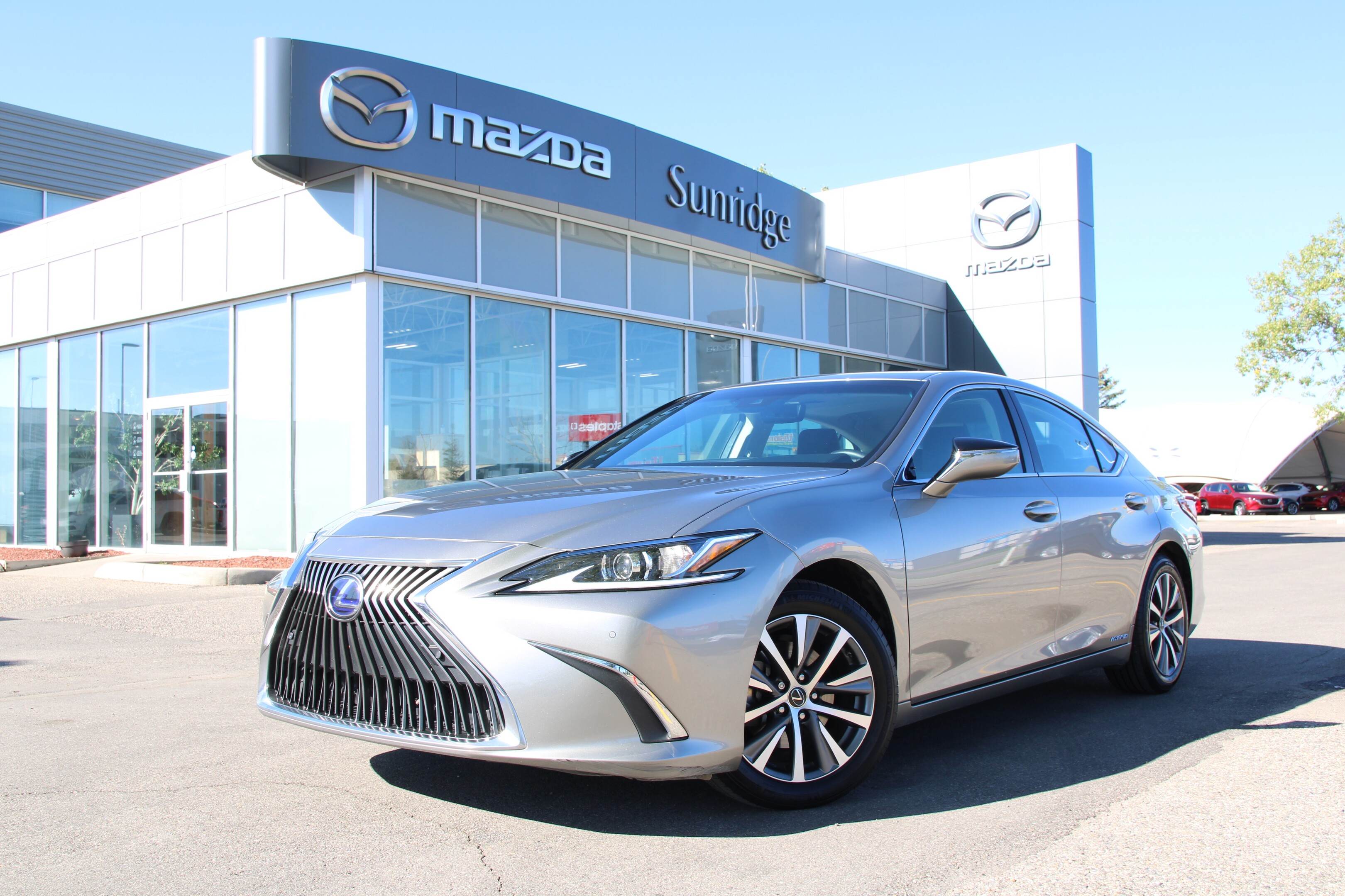 Lexus ES 2021
