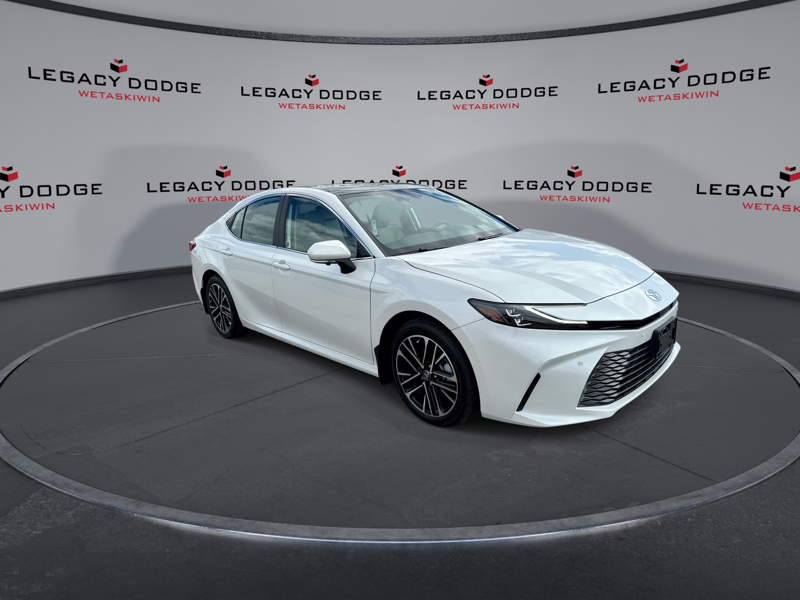 Toyota Camry 2025