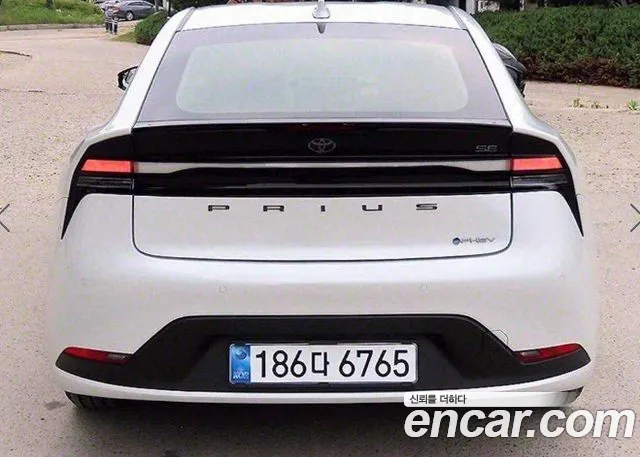 Toyota Prius 2024