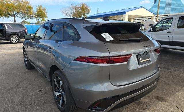 Jaguar F-Pace 2024