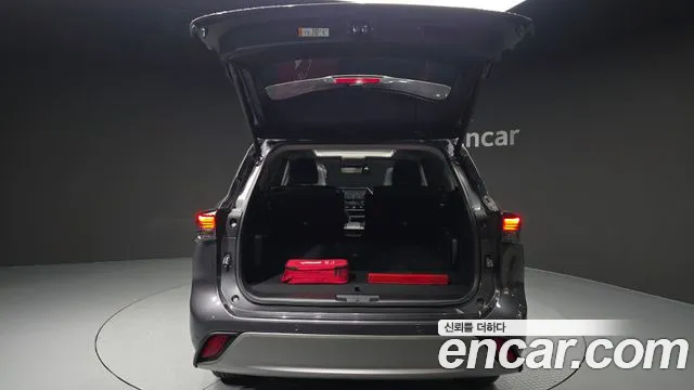 Toyota Highlander 2025