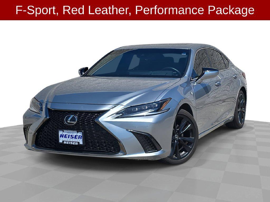 Lexus ES 2022
