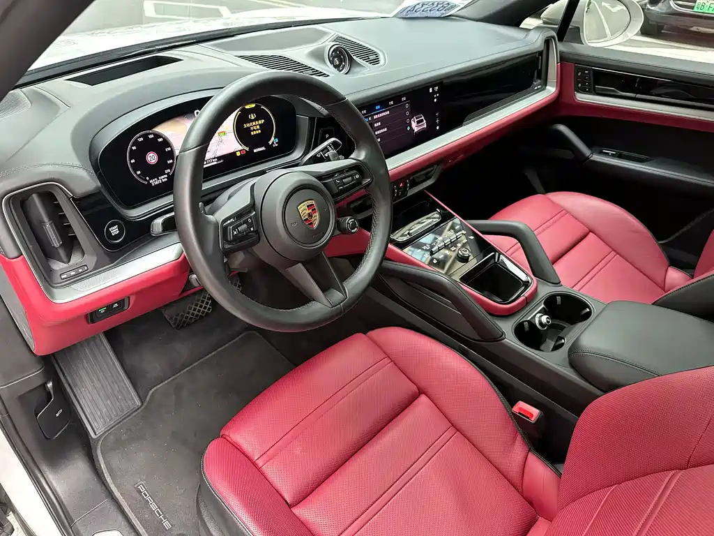 Porsche Cayenne 2024