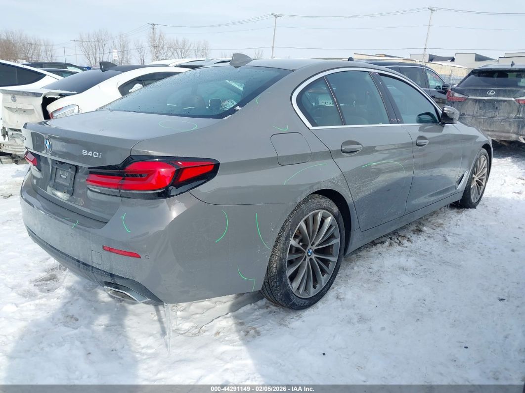 BMW 540 2022