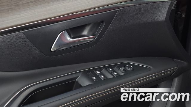Peugeot 5008 2024