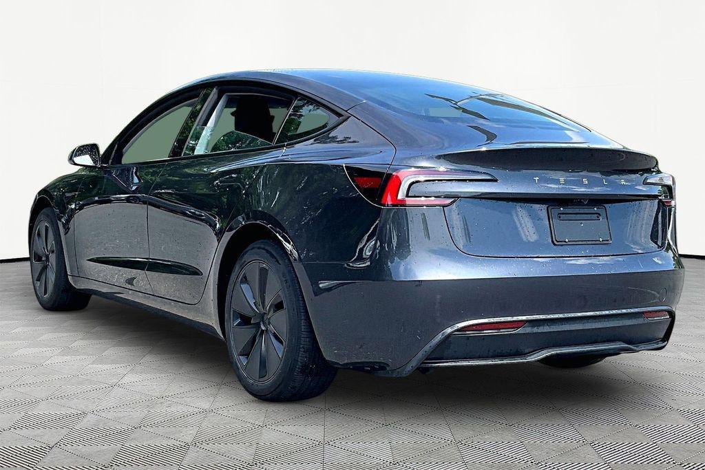 Tesla Model 3 2025