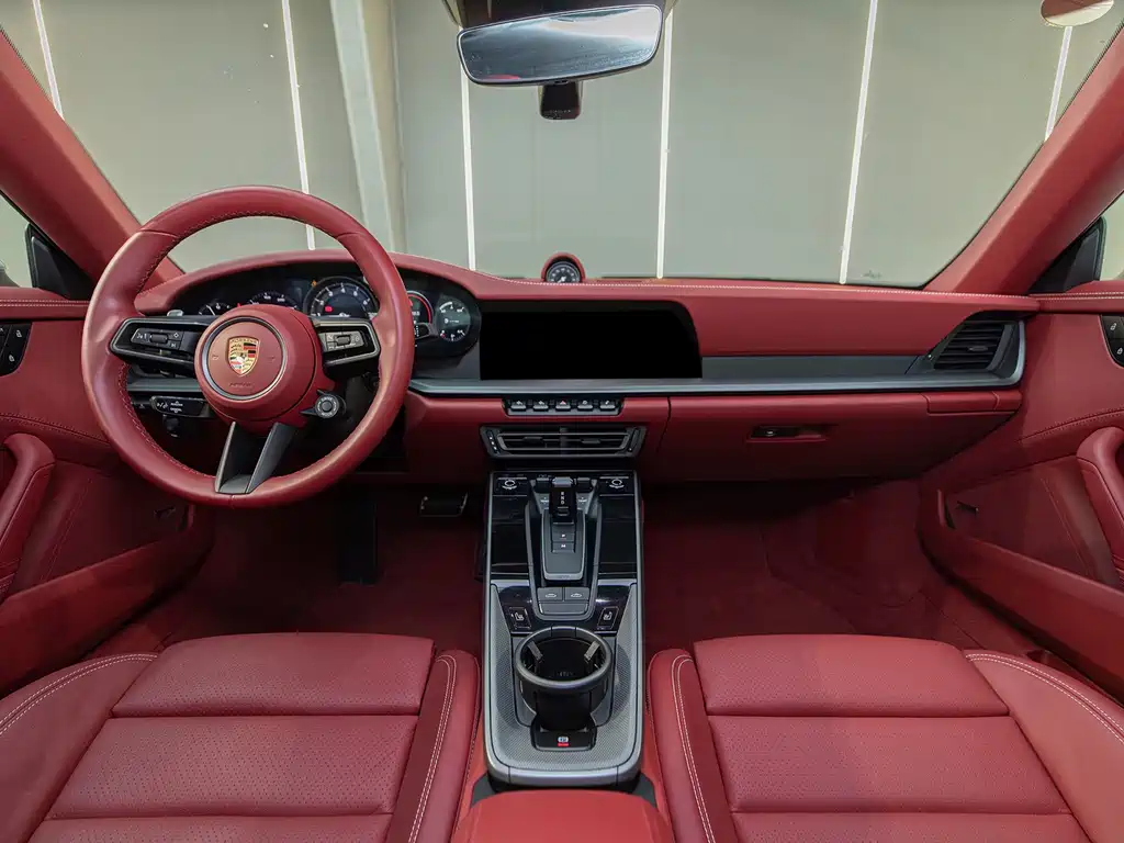 Porsche 911 2023