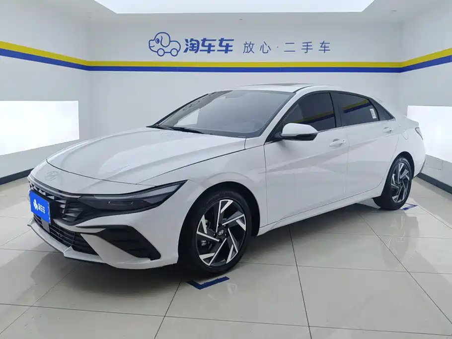 Hyundai Elantra 2026
