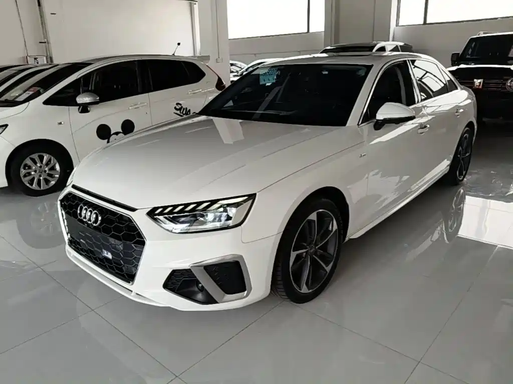 Audi A4 2021