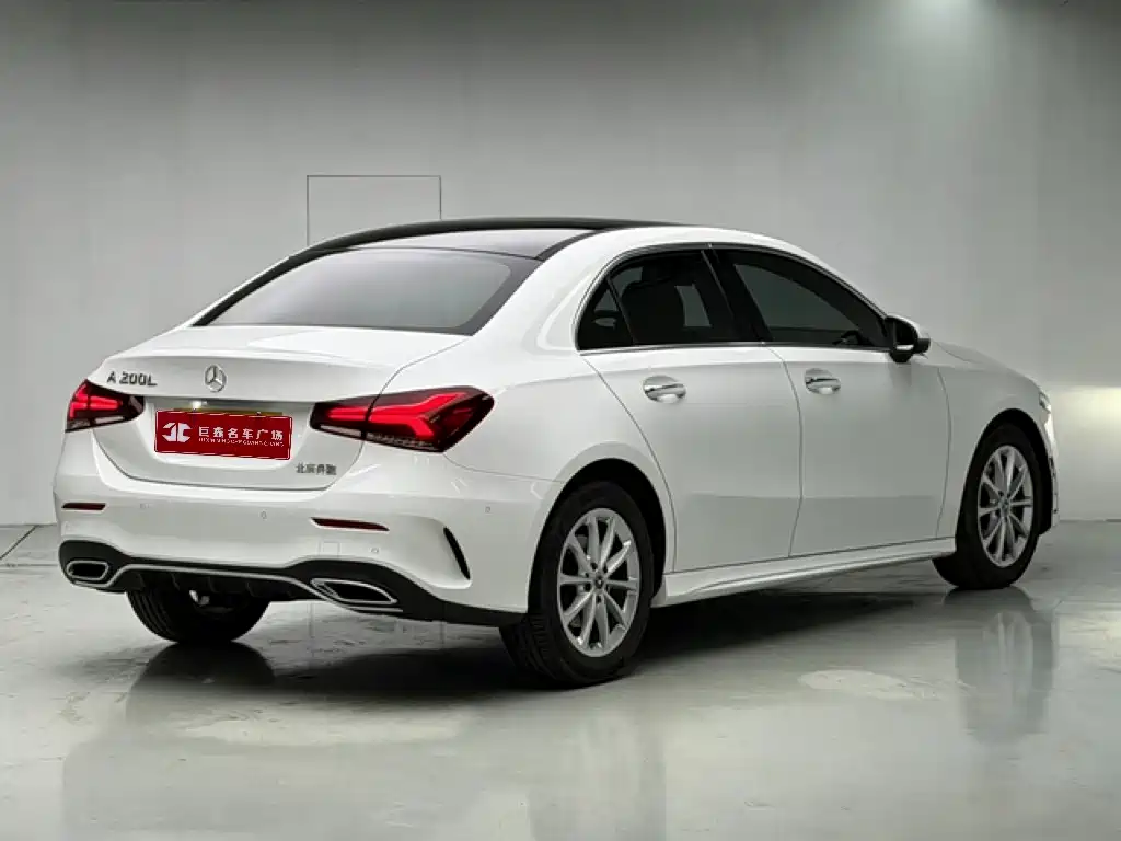Mercedes-Benz A-Класс 2022
