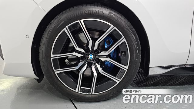 BMW 7 серии 2024