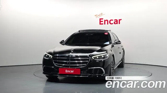 Mercedes-Benz S-Класс 2021