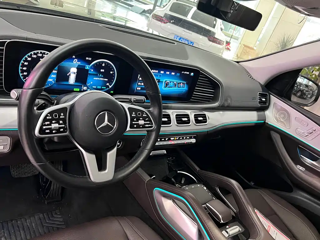 Mercedes-Benz GLS 2021