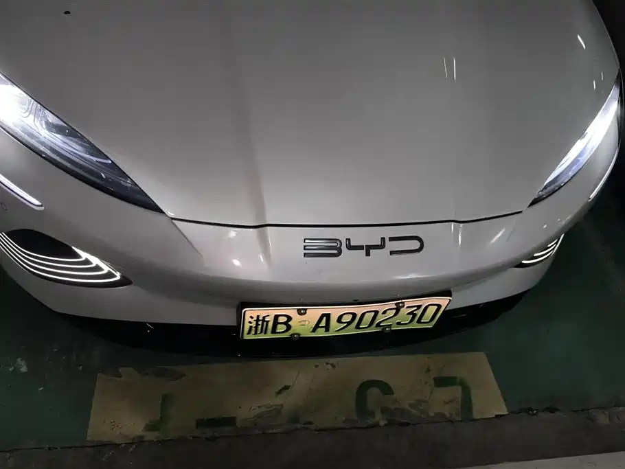 BYD Seal 2023
