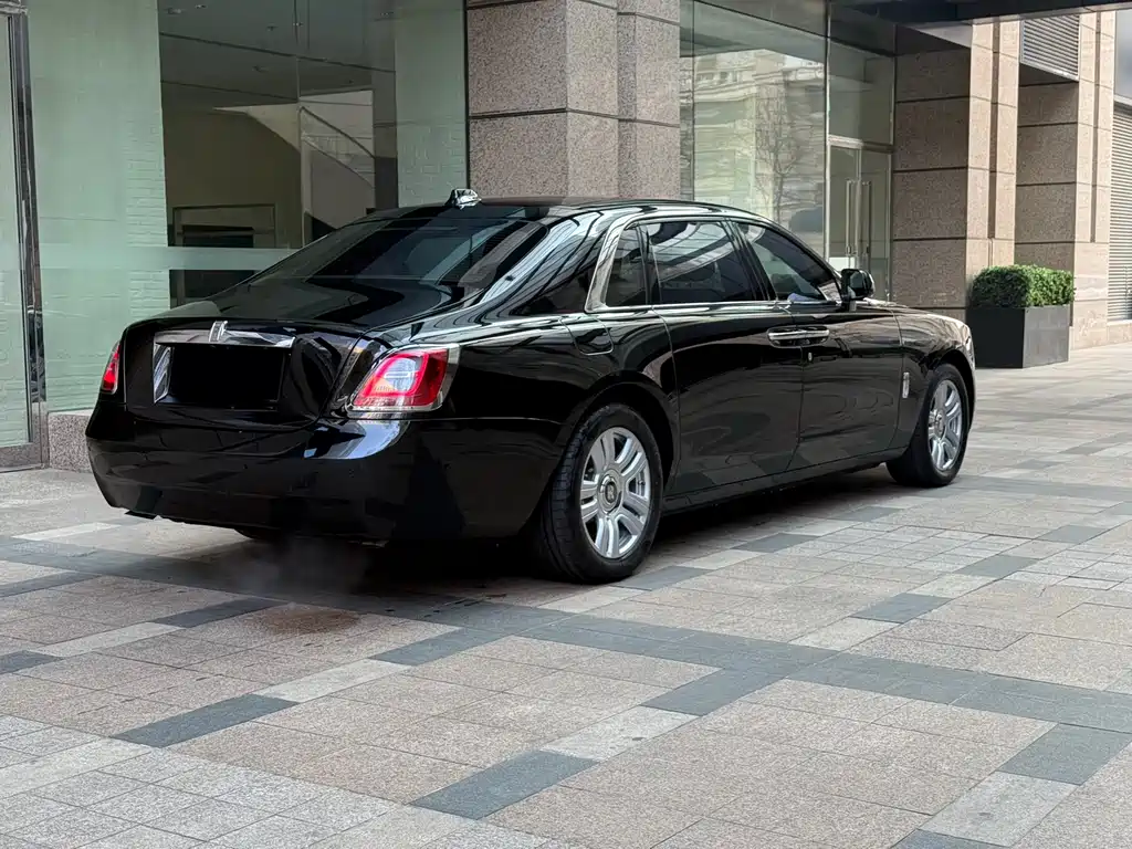 Rolls-Royce Ghost 2022