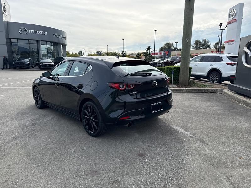 Mazda 3 2024