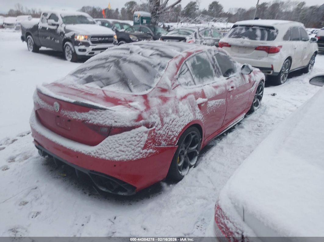 Alfa Romeo Giulia 2022