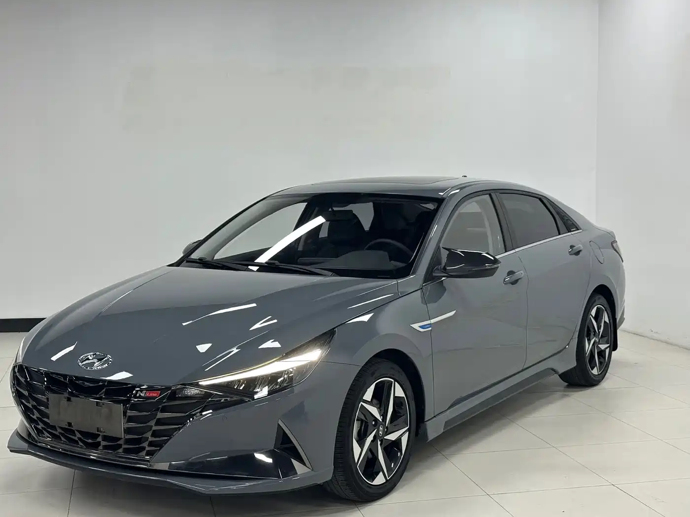 Hyundai Elantra 2022