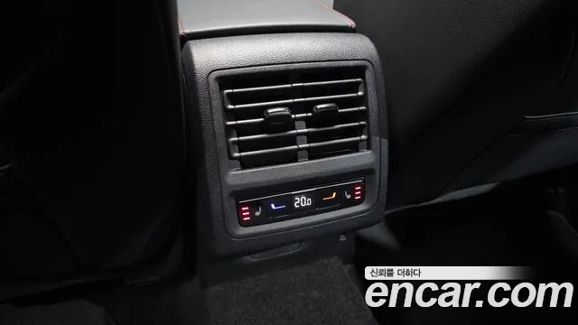 Volkswagen Golf 2025